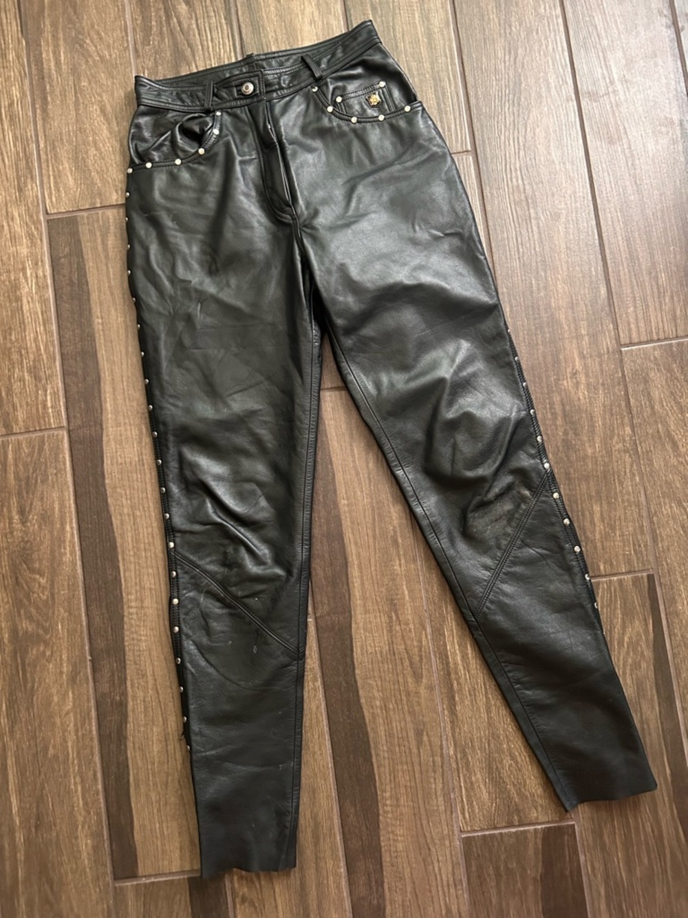 VTG Harley Davidson Womenβs Studded Leather Pants in Black Sz 8